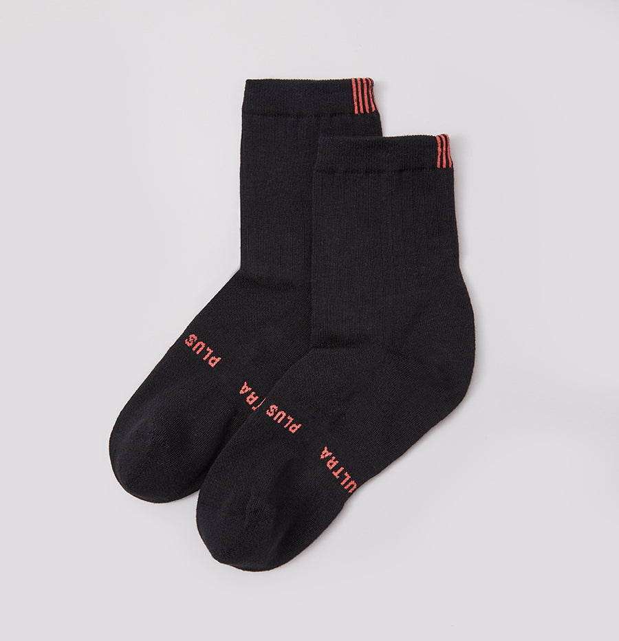 CLASS / CCES22UNI A “Loose Socks” BLACK CLASS 
